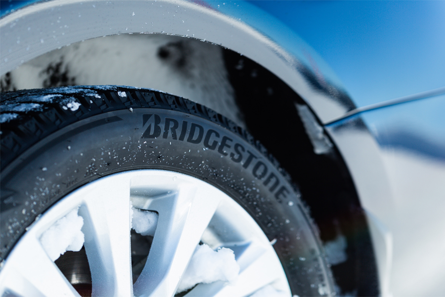 Cómo controlar la presión de neumáticos en invierno