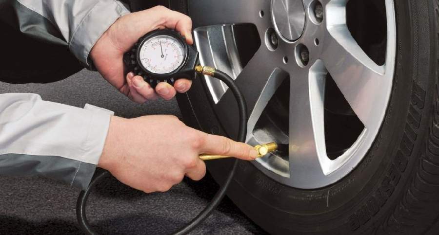 Pocos evalúan la presión en neumáticos como condición de  seguridad
