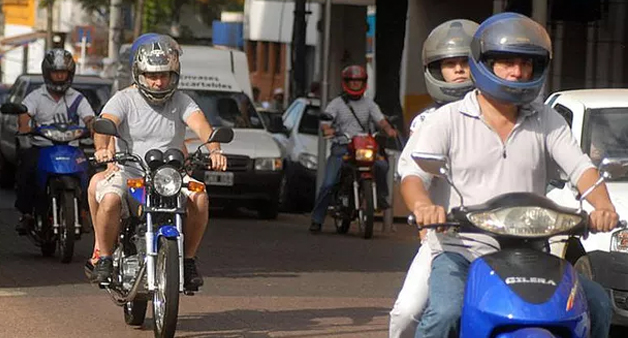 Por la crisis más gente elige circular en moto